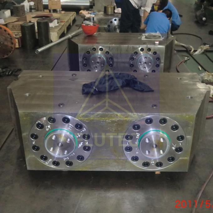 Flutec Custom Made Hydraulic Block Cylinder για χάλυβα 2